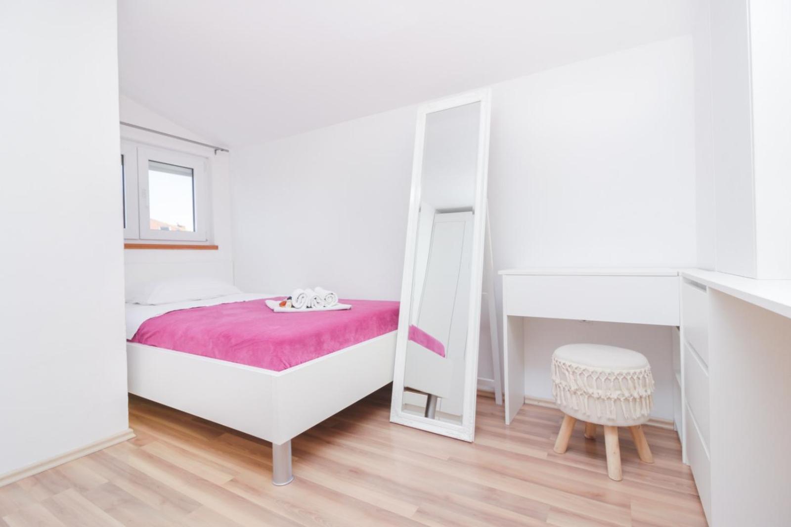 Apartman Lara